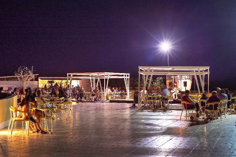 Voi Arenella Resort