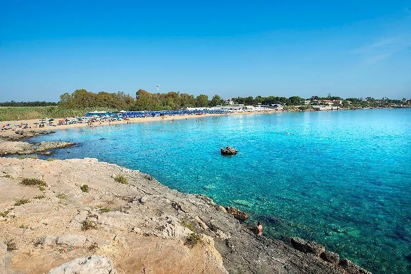 Voi Arenella Resort